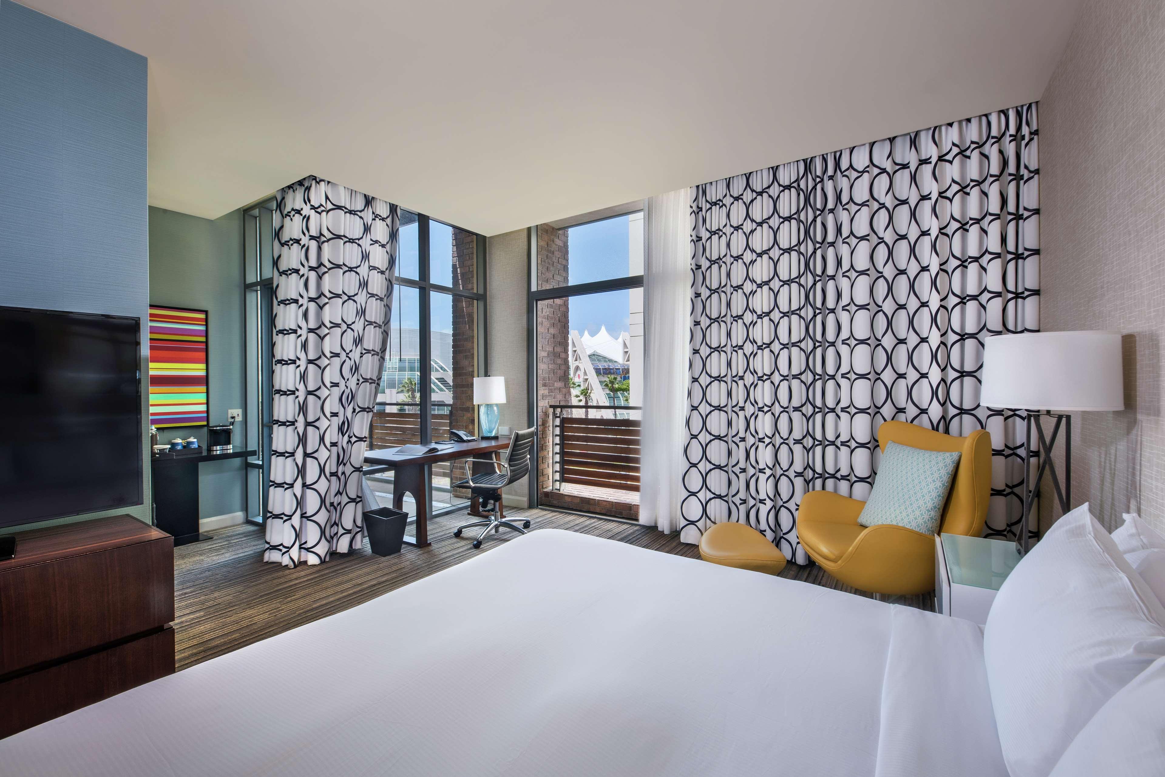 Hilton Gaslamp Quarter